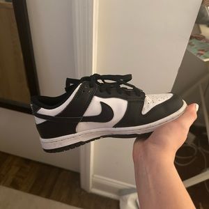 Nike Dunk Low Pandas